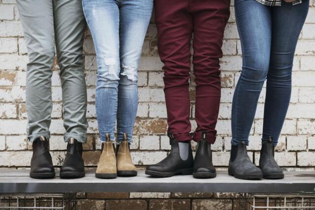 womens boots blundstones