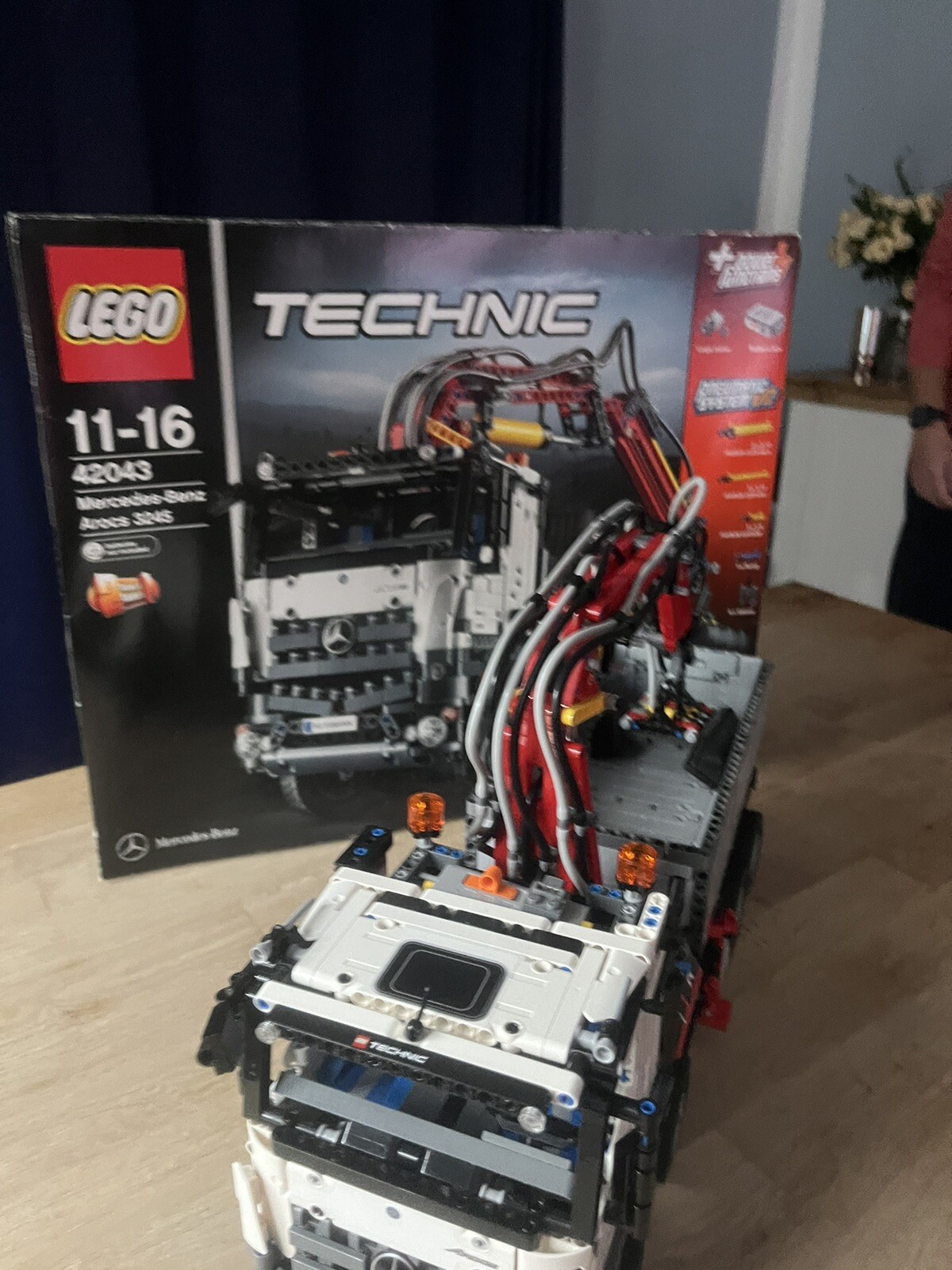 LEGO Technic 42043 Mercedes-Benz Arocs LKW Kipplader - Pneumatik Truck ...