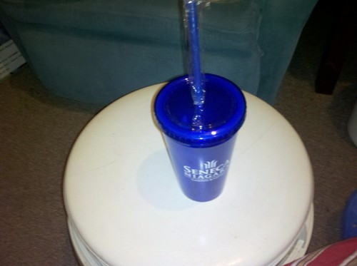 Seneca Niagara Casino Becher 16 Unzen -- Mitternachtsblau - Bild 3 von 3