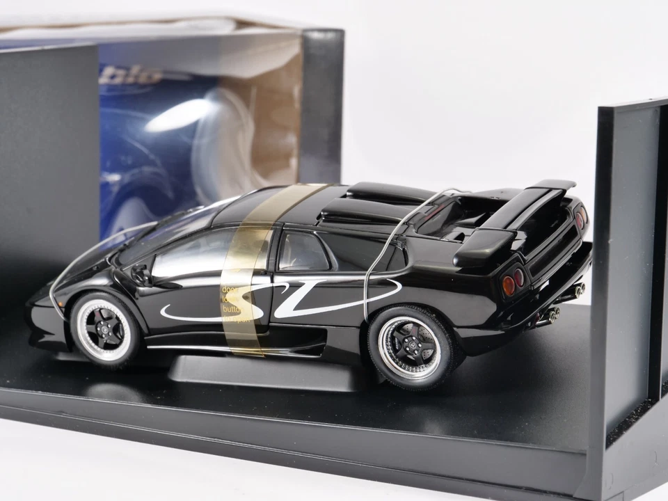 Auto Art 1/18 Lamborghini diablo Sv - Image 4 of 4