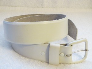 belt with snaps