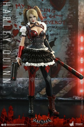 Hottoys HT VGM41 DC 1/6 Harley Quinn Action Figure Body Outfits Hand Collectible - Picture 3 of 5