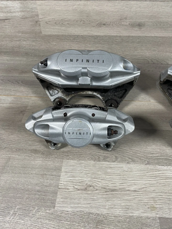 INFINITI G37 M37 Q50 Q60 Q70 JUEGO DE FRENOS PINZA AKEBONO 2007-2021 Foto 2 de 4
