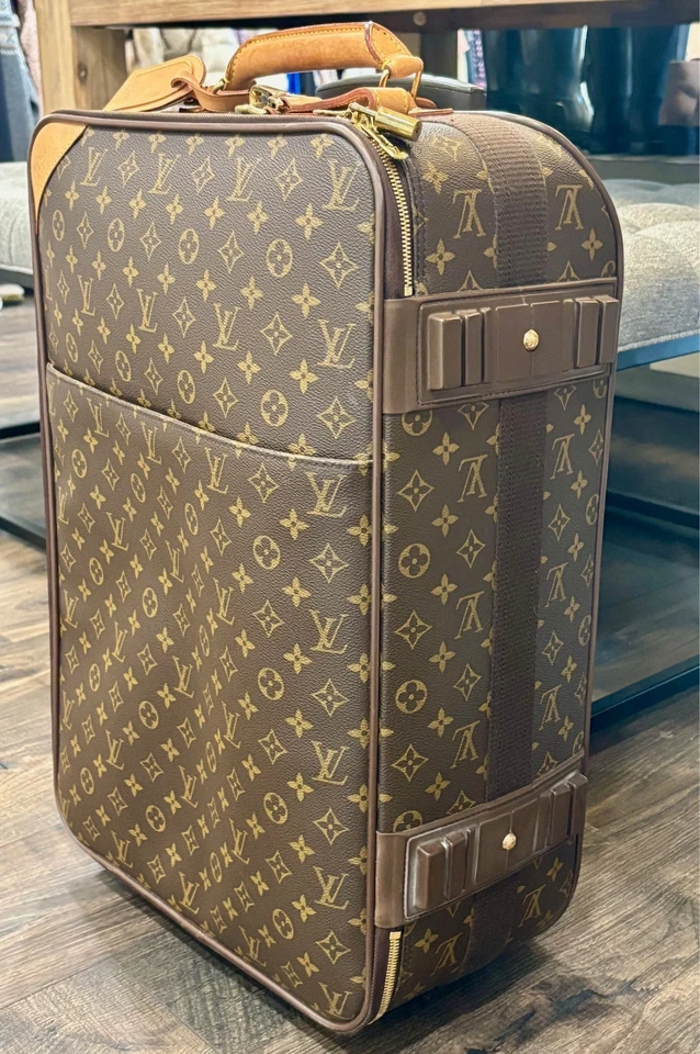 Louis Vuitton Pegase 55 Maleta con Ruedas Monograma Lona Marrón con Bolsa de Ropa Foto 4 de 4