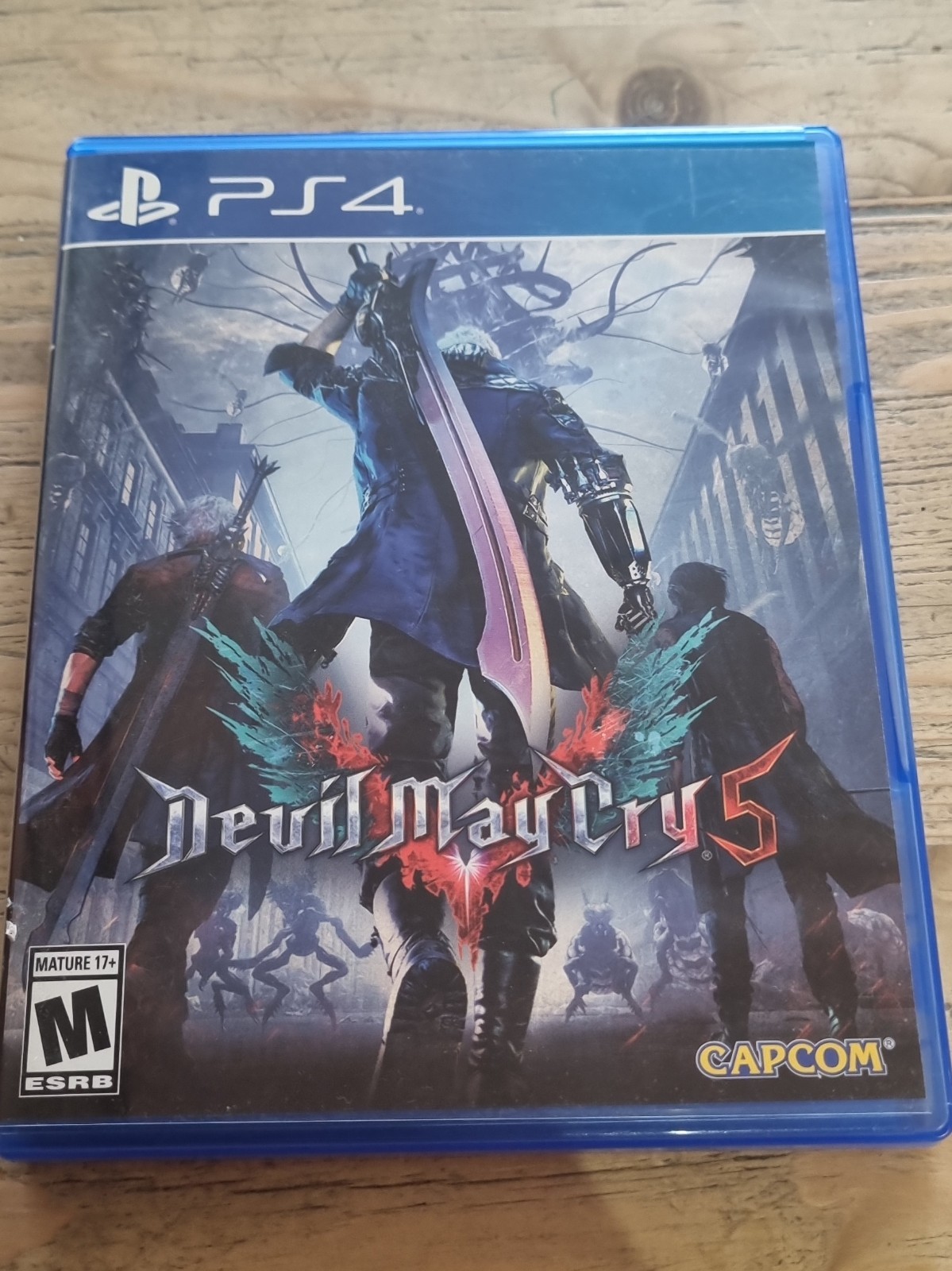 PlayStation 4 : PS4 - Devil May Cry 5 - Capcom