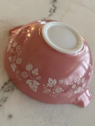 Vintage Pyrex #444 Pink Gooseberry on Milk-Glass 4 Qt Bowl Farmhouse decor