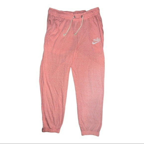 Nike 275740 Women's Gym Vintage Capri 