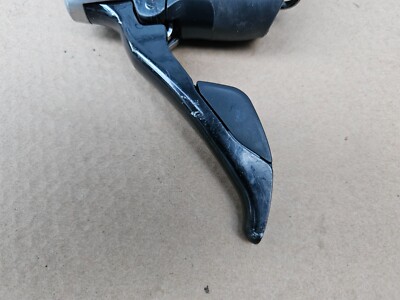 【暇そうなひと❗️】SHIMANO 105 ST-5800 STI Shimano 105 ST-5800 11-Speed STI Shifters - Components
