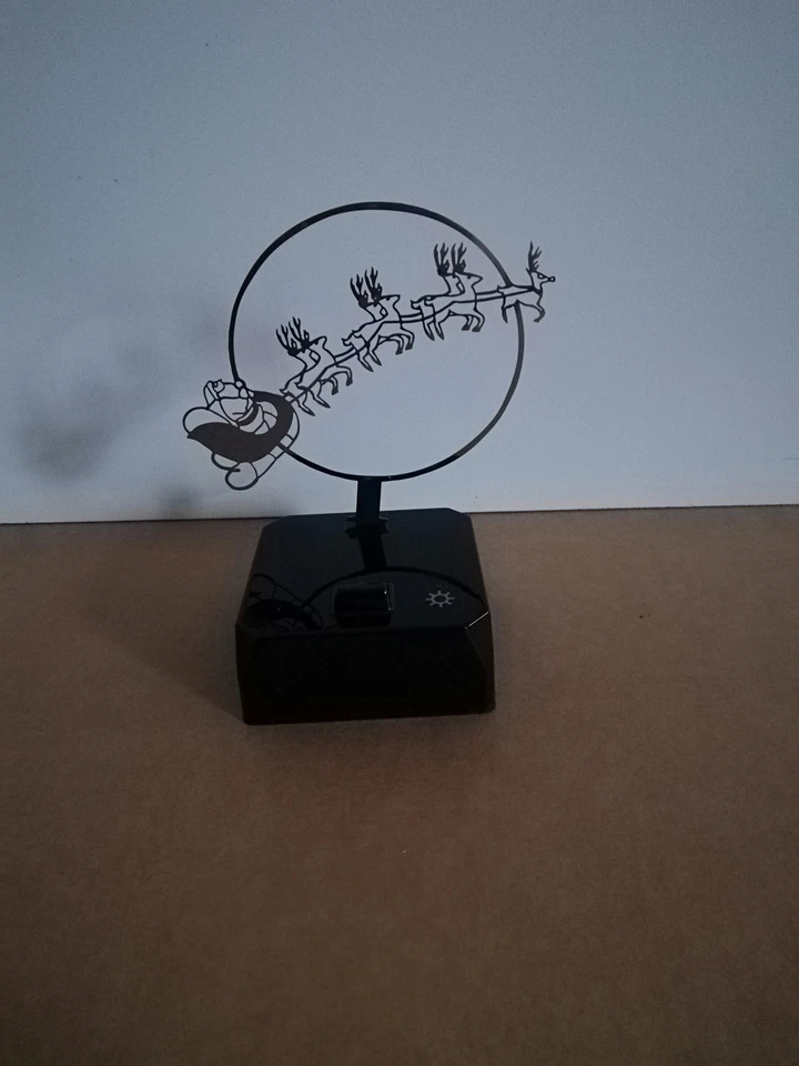 LED Tischleuchte Shadow Weihnachten Lampe Nikolaus Projektion Schatten kabellos  - Bild 2 von 3