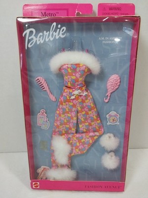 Barbie Fashion Avenue Metro Styles A.M. in Aspen Fashion NRFB 2001