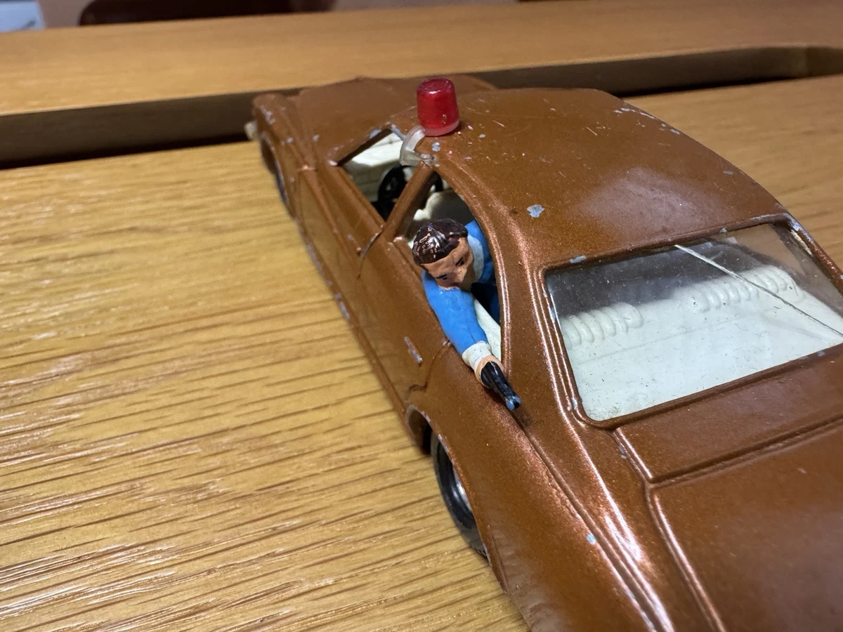 Voiture dé police corgi juniors buick regal vintage jouet miniature