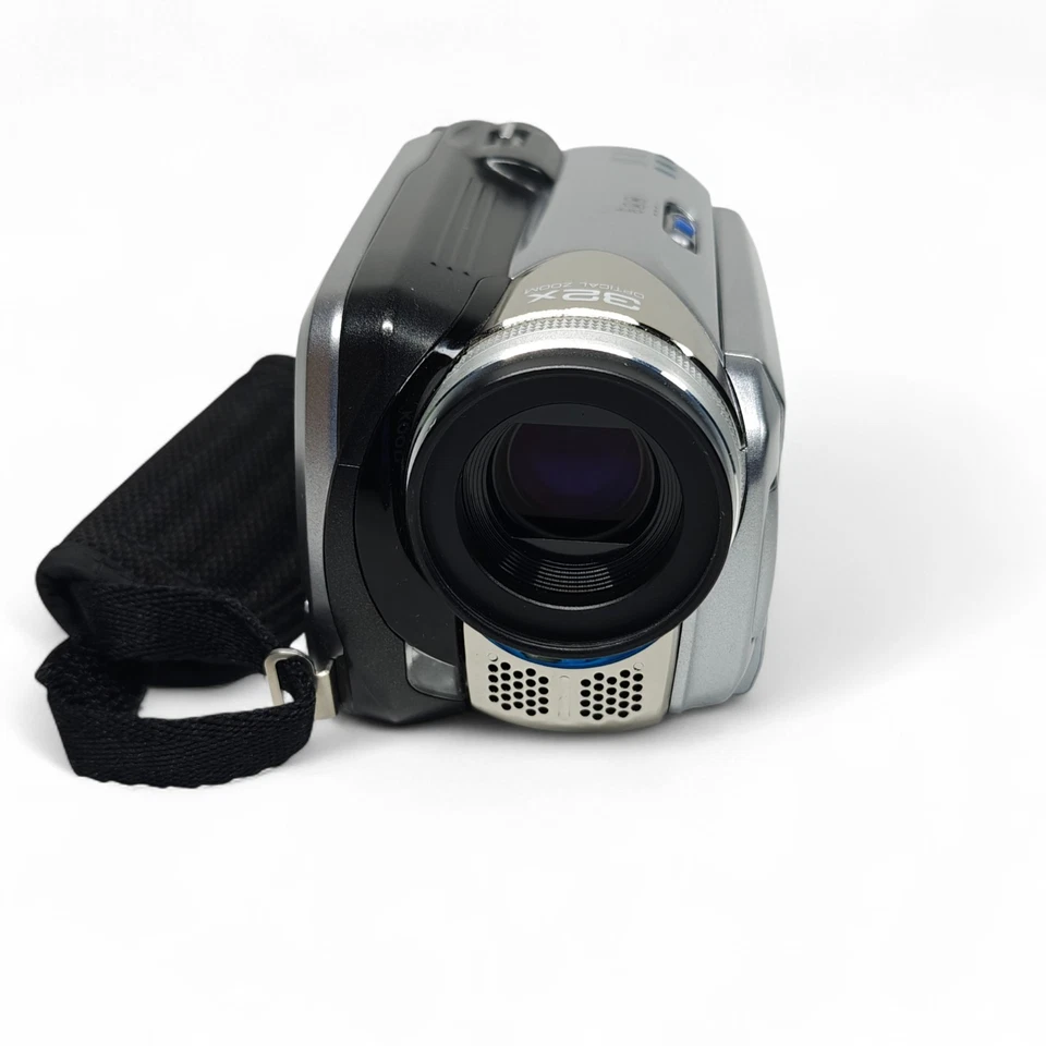 JVC Everio GZ-MG21 Camcorder 20GB HDD 32x Zoom Video Camera + Charger - Image 3 of 4