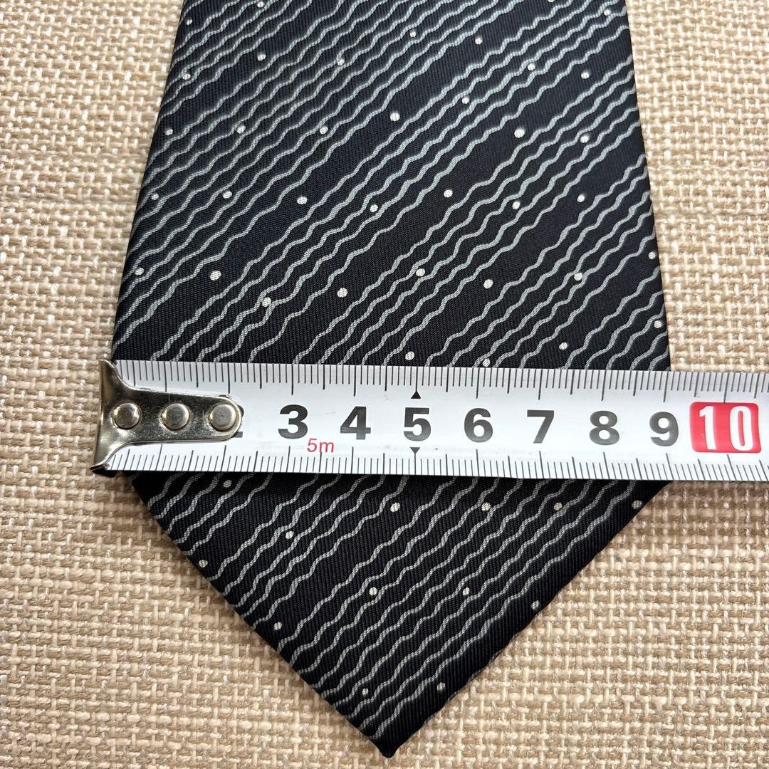 Hermes Dot Tie Silk Standard Width Pattern - image 8