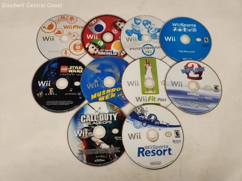 Nintendo Wii Loose Disc Lot: Wii Sports & More!