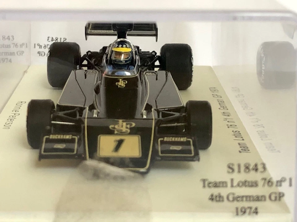 F1 1:43 Spark S1843 Lotus 76 N°1 R.Peterson 4th German GP 1974, Tobacco Livery - Immagine 4 di 4