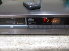 JVC XL-M505 COMPACT SIX DISC PLAYER WITH REMOTE CLEAN UNIT HEAR