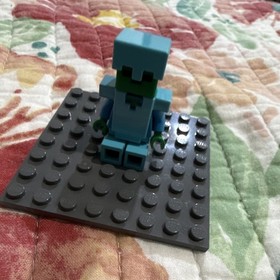 LEGO Minecraft Zombie Minifigure Light Blue Armor MIN010 (2014)