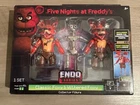 Five Nights at Freddy's Endo Series Classic Foxy & Withered Foxy Figure