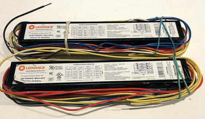 Lot of 2 LEDVANCE ELECTRONIC BALLAST LHE4x32T8UNVISNSCB- 4-LAMP INSLANT START T8