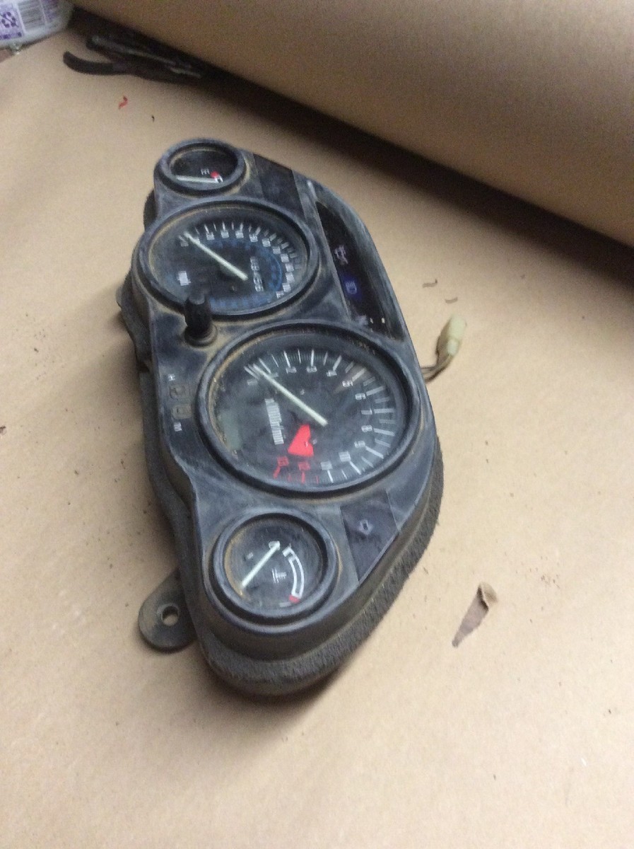 93-01 KAWASAKI NINJA ZX11D GAUGE CLUSTER SPEEDO TACK OEM #25005