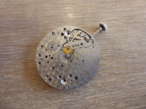 VINTAGE GENTS POCKET WATCH MOVEMENT - Picture 3 of 3