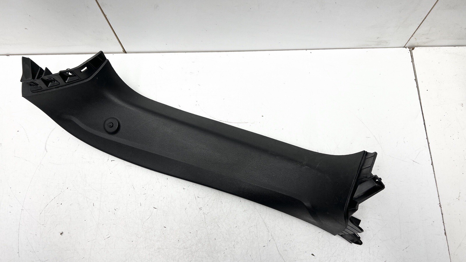 ⭐️2017-2020 MASERATI LEVANTE LIFTGATE BACK DOOR RIGHT SIDE TRIM COVER PANEL OEM