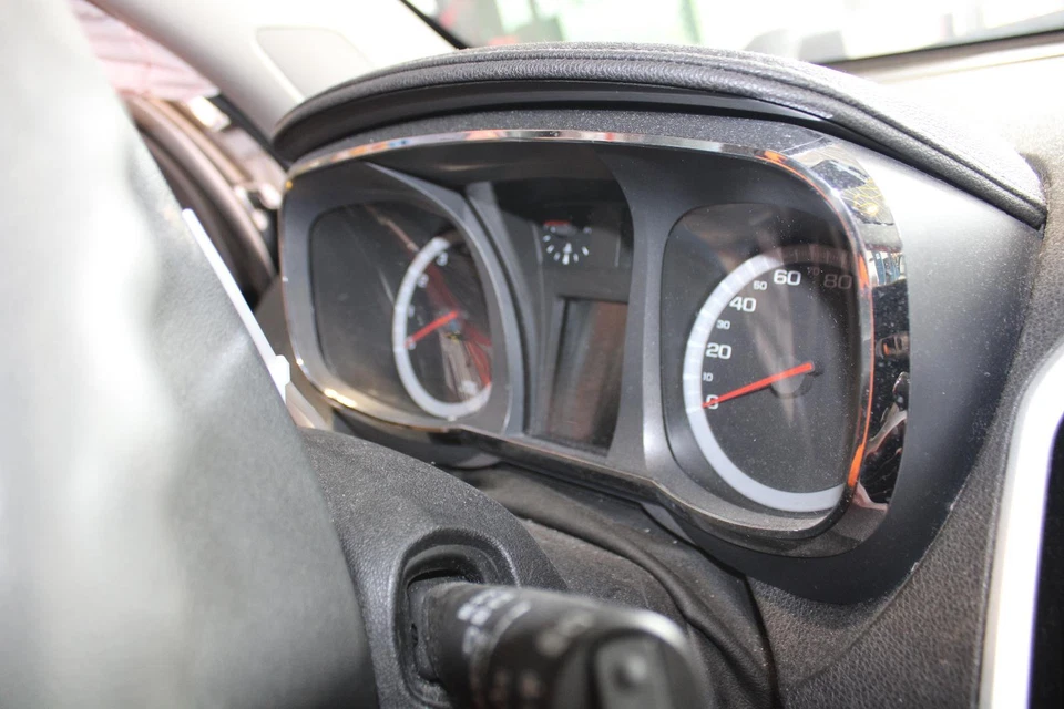 Medidor de velocímetro usado se adapta a: Gmc Terrain 2017 mercado de EE. UU. sin advertencia de salida de carril Foto 2 de 4