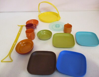 Tupperware-Tupper Toys-1970's Dishes-13 Pieces & 2 Handles-As Shown