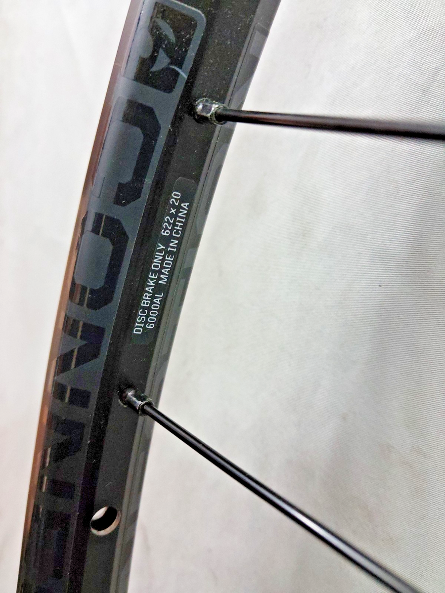 Bontrager Connection/Rigida ZAC 79 29