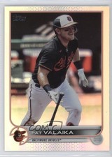 2022 Topps Series 2 Rainbow Foil Pat Valaika #575 0it7
