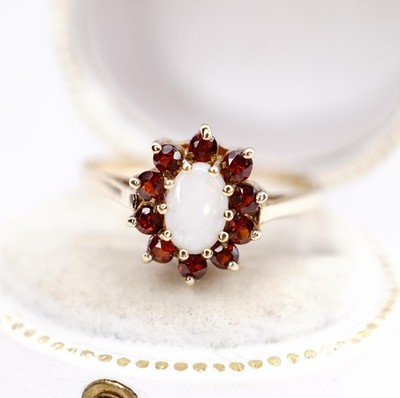 Edler englischer vintage Ring mit Opal und Granat  375 Gelbgold B4468
