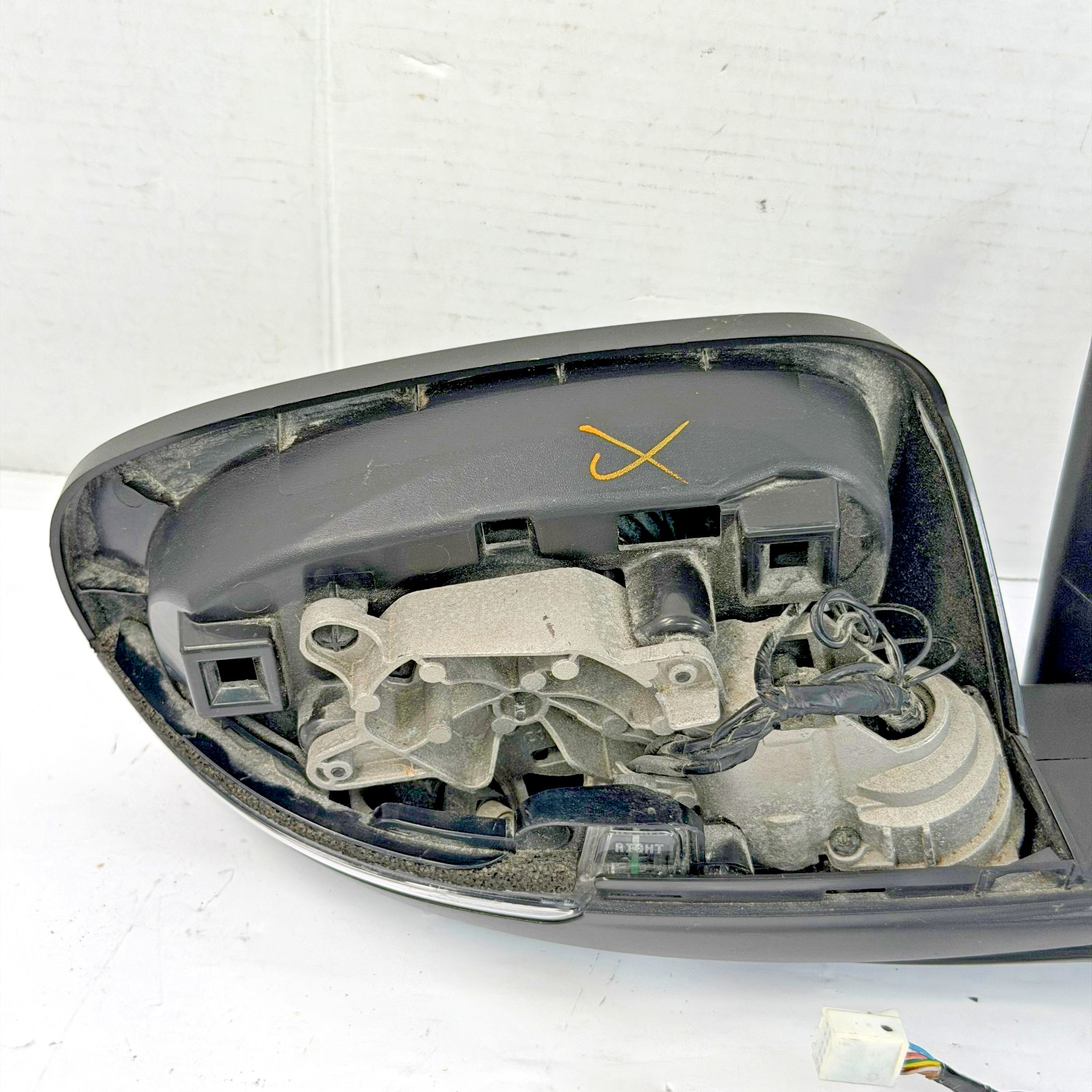 Used 2014 - 2017 Maserati Ghibli Right Side Mirror W/Cam Blind Spot E3041122 OEM