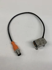 IFM Diffuse Reflection Sensors with Background Suppression - O6H301