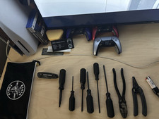Limited Edition Klein Blackout Tools Set