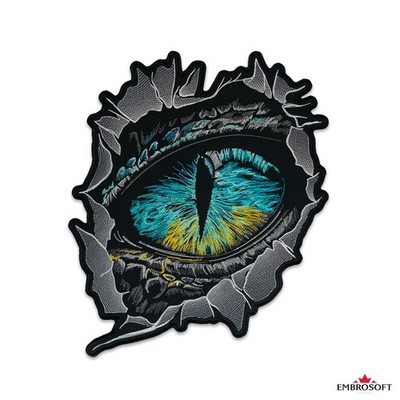 Dragon Eye Embroidered Iron-On Patch   Fantasy Reptile Art for Jackets