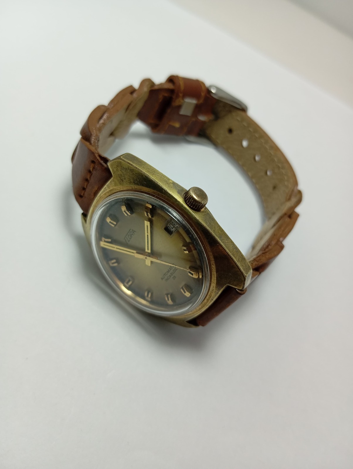 Genuine Automatic Jewels 25 Working Made Watch Swiss Incabloc Flora - vintagewatches.pk