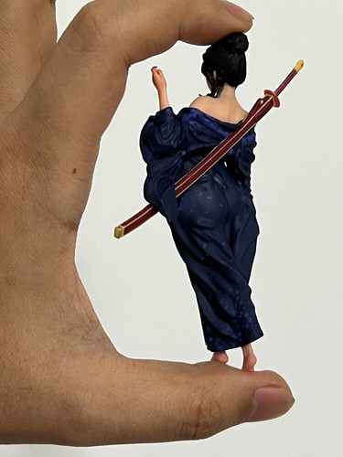 Diorama Scena Prop 1:12 Femmina Guerriera Ragazza Mini Bambola Anime Miniatura Figura Giocattolo - Foto 4 di 8