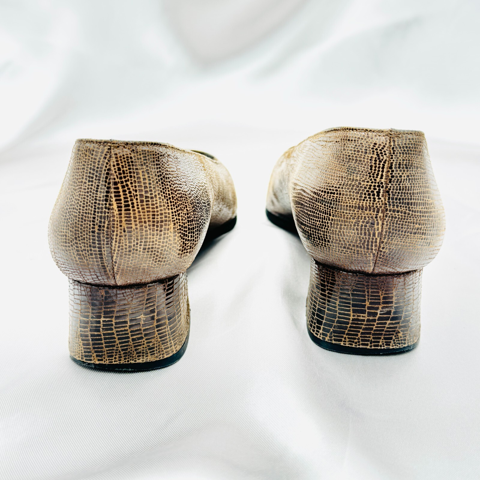 Stuart Weitzman Gray Patterned Leather Pumps Squa… - image 4