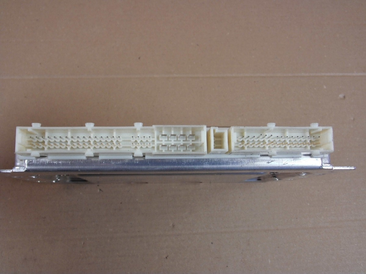 Jeep Grand Cherokee WK2 control module for air suspension