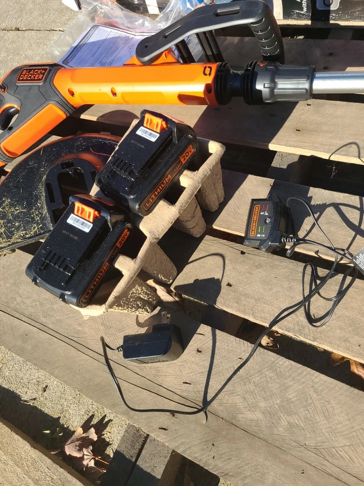 BLACK DECKER LSTE523 Black Orange 20V MAX Lightweight String Trimmer Edger - Image 2 of 4