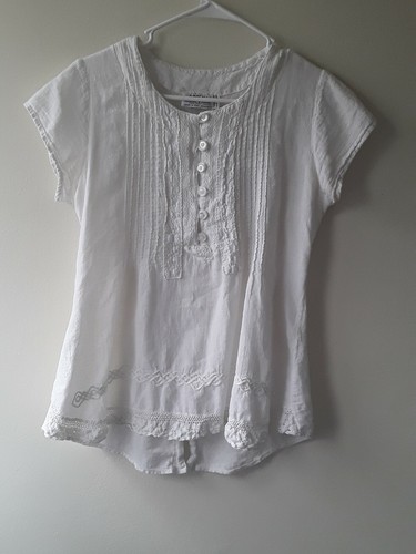 American South Side LG Womans Beautiful White Knit Button Back Tails blouse - Picture 8 of 12