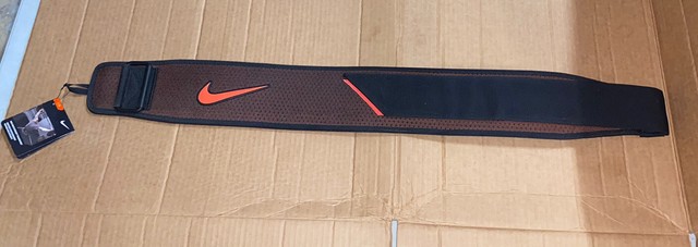 nike strength training belt 3.0