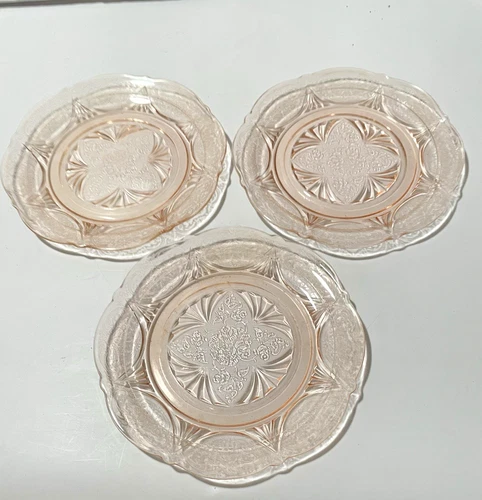 Vintage 1930's Lot Of 3-Royal Lace 8.5" Pink Depression 8 Sided Plates
