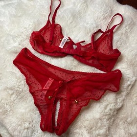 Victoria&rsquo;s Secret Very Sexy Jingle Bells red mesh lingerie set