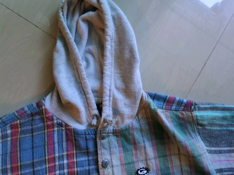 Vtg 80s 90s Gotcha Patchwork Plaid Flannel Hoodie Surf Skate USA Sz L Fit Small - Image 3 of 4