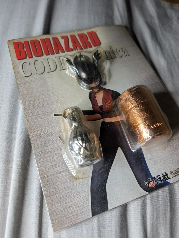RESIDENT EVIL CODE VERONICA BIOHAZARD METAL PROMO HONG KONG COMICS CAPCOM PS2 - Image 4 of 4