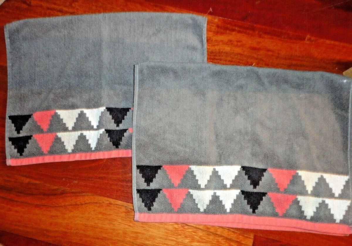 LIVING COLORS BLACK GRAY CORAL SOUTHWESTERN 2PC HAND TOWEL SET