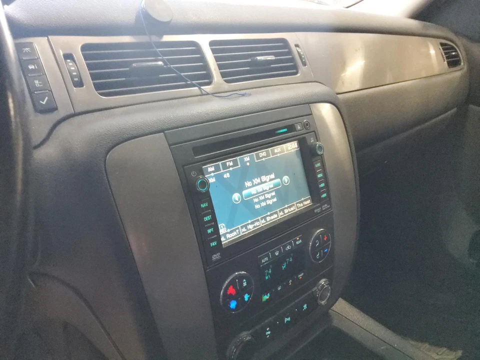 Б/у компрессор кондиционера подходит: 2011 Chevrolet Tahoe без гибридного варианта с задним классом переменного тока - Изображение 3 из 4