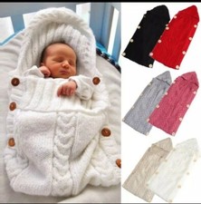 Sacco a pelo per neonati con cappuccio. Nuovissimo. Colore grigio