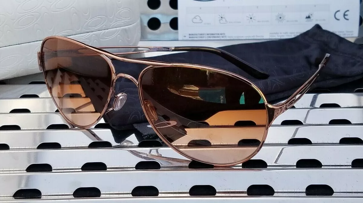 Oakley clearance caveat aviator